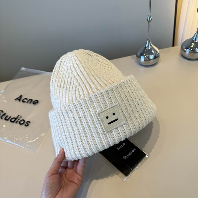 26 Acne Hat 0828